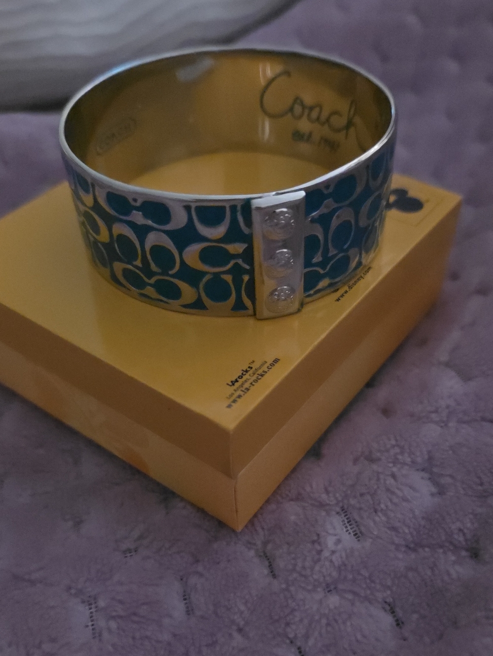 Accessory on box